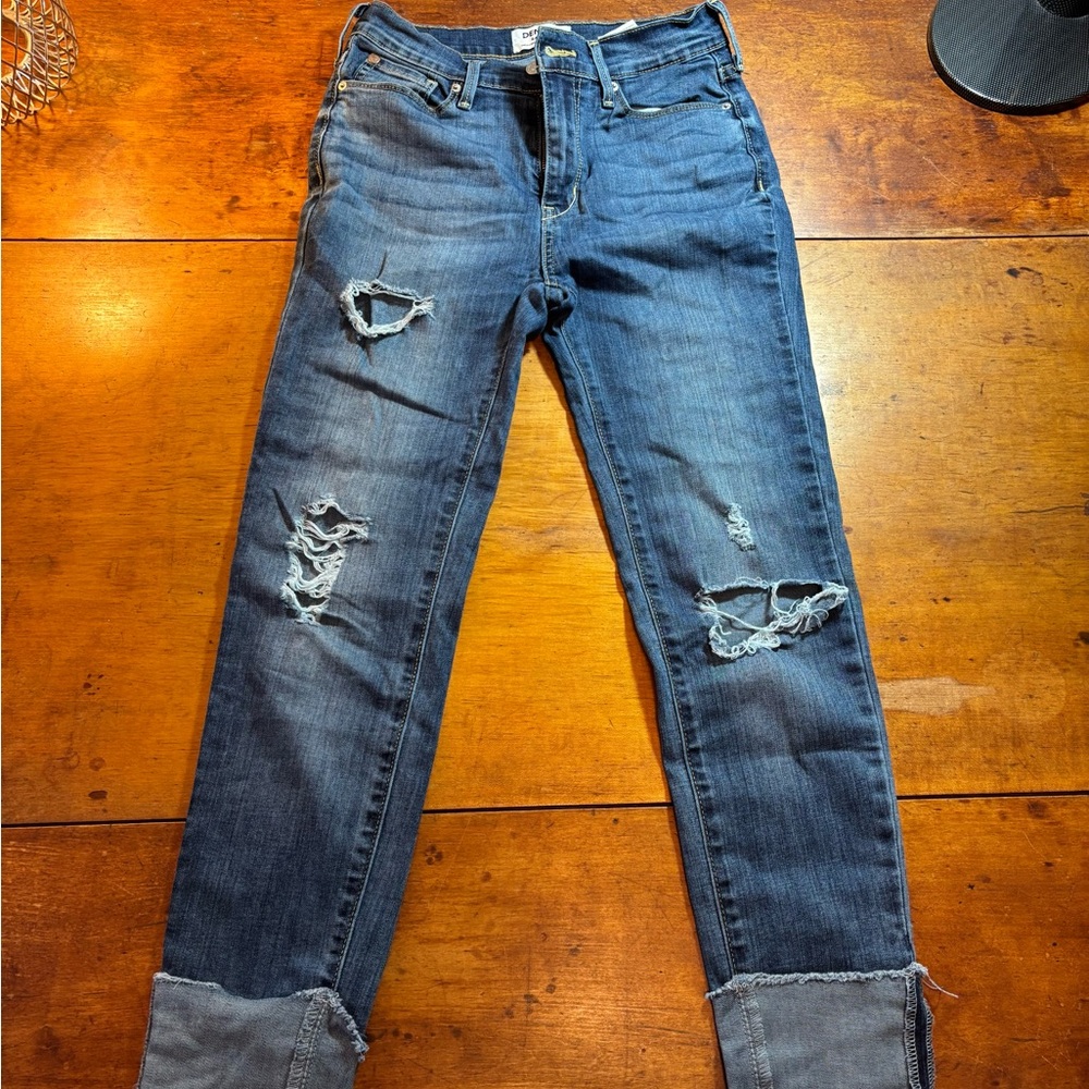 Capri jeans size 3